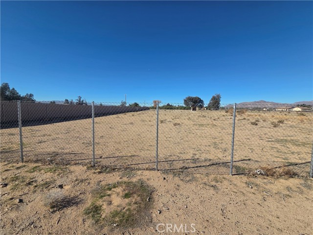 Detail Gallery Image 11 of 12 For 43070 Duntroon, Newberry Springs,  CA 92365 - – Beds | – Baths