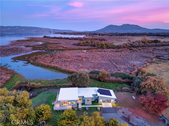 Detail Gallery Image 5 of 71 For 8 Queen Ann, Lakeport,  CA 95453 - 3 Beds | 2/1 Baths