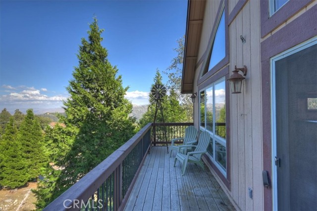 729 Minty Pine Drive, Cedarpines Park, CA 92322
