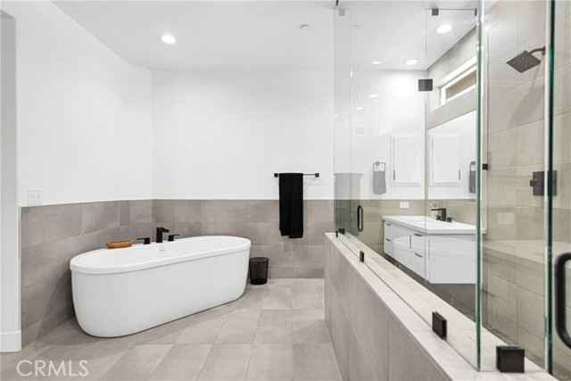 Detail Gallery Image 28 of 47 For 16383 Ridge View Dr, Apple Valley,  CA 92307 - 4 Beds | 2/1 Baths