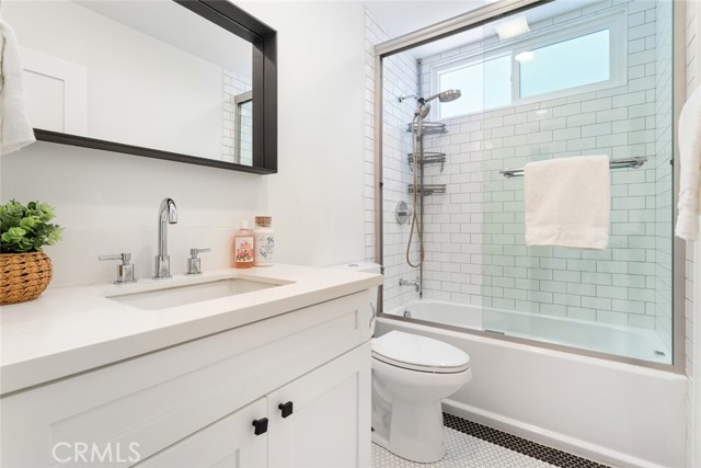 Detail Gallery Image 25 of 34 For 7153 Helmsdale, West Hills,  CA 91307 - 3 Beds | 2/1 Baths