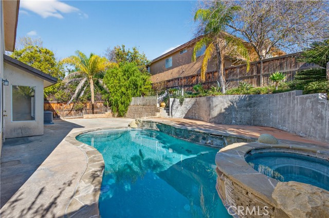 Detail Gallery Image 39 of 45 For 28504 Old Coach Ct Ct, Saugus,  CA 91390 - 5 Beds | 3 Baths