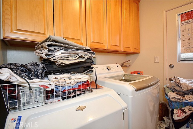 14504 Manecita Drive, La Mirada CA: https://media.crmls.org/medias/797ec1fb-03ec-4cb7-8e30-3612ef900b3f.jpg