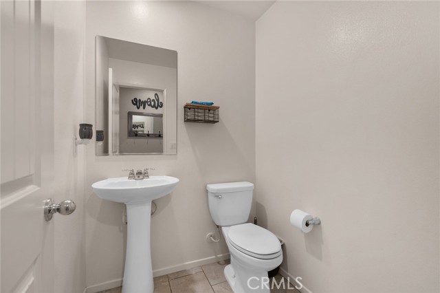 Detail Gallery Image 13 of 33 For 1260 Corte Del Sol, San Jacinto,  CA 92582 - 3 Beds | 2/1 Baths