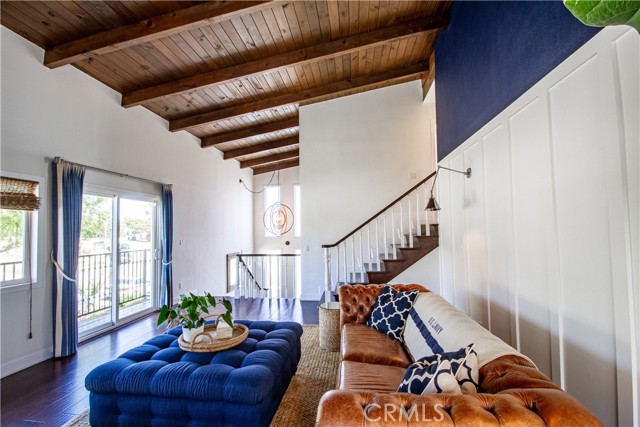807 El Redondo Avenue, Redondo Beach CA: https://media.crmls.org/medias/797f1a6f-d6ff-482f-897f-089f9e1274a0.jpg