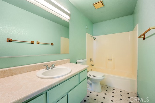 Detail Gallery Image 21 of 36 For 4357 Heather, Chino,  CA 91710 - 4 Beds | 2/1 Baths