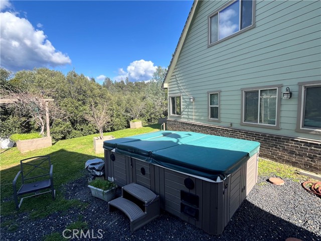 Image 47 of 49 For 240 Rich Gulch