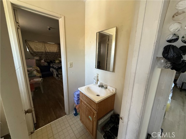 4041 Eagle Street, Los Angeles CA: https://media.crmls.org/medias/7980507e-98da-48b0-90c5-00da1fb2efbc.jpg