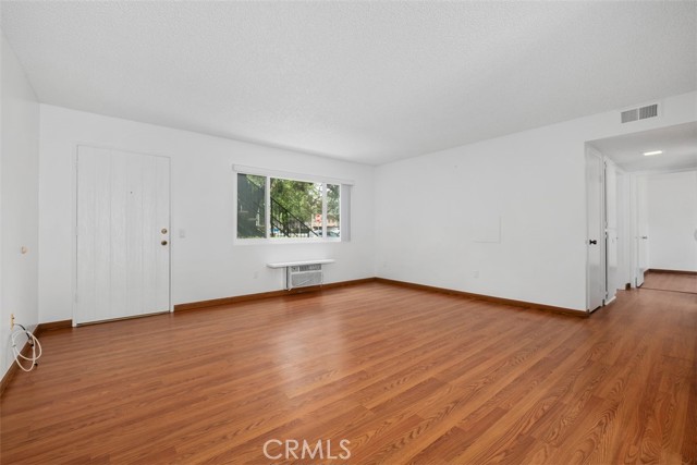 11782 Garden Grove Boulevard, Garden Grove CA: https://media.crmls.org/medias/7980b914-3521-449f-8865-1901507675f2.jpg
