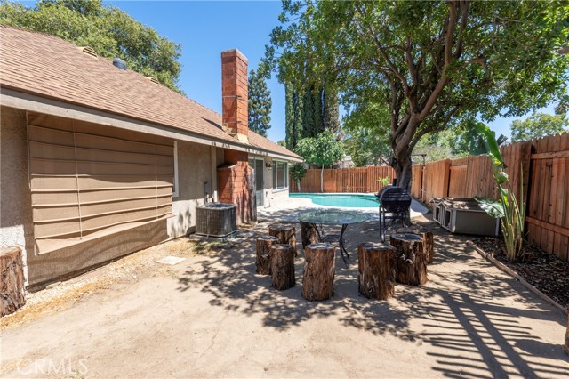 3886 New Haven Drive, Riverside CA: https://media.crmls.org/medias/7980d513-d92f-4a8a-bce7-e54c38a7e5e4.jpg