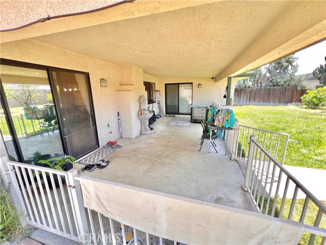 Detail Gallery Image 4 of 33 For 41587 Lomas St, Hemet,  CA 92544 - 4 Beds | 2 Baths