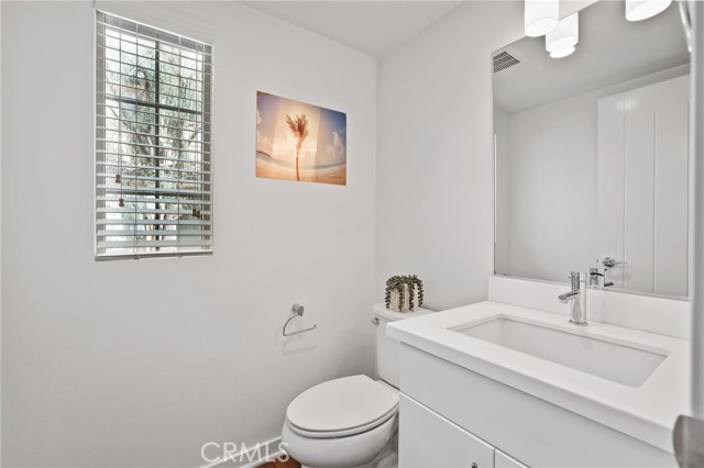 Detail Gallery Image 13 of 38 For 36 Savannah, Lake Forest,  CA 92630 - 3 Beds | 2/1 Baths