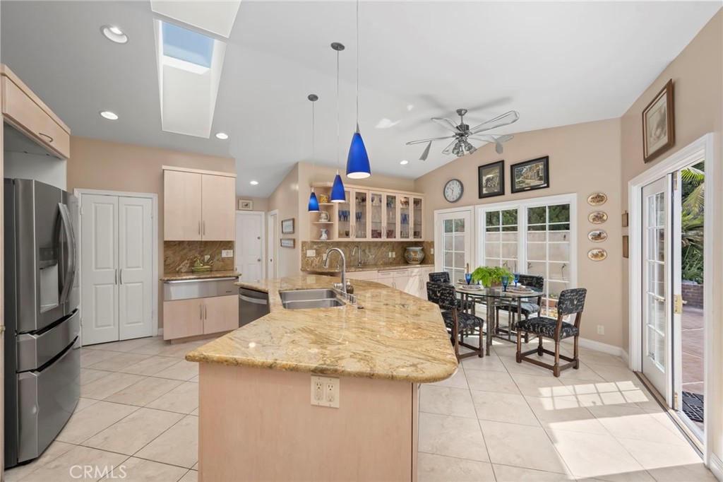 8361 Calle Del Cielo - photo 20