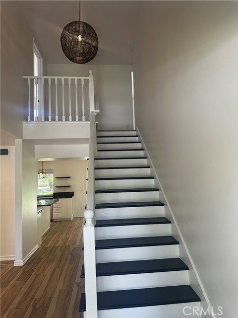 Detail Gallery Image 7 of 10 For 5021 Dantes View Dr, Calabasas,  CA 91301 - 4 Beds | 3 Baths