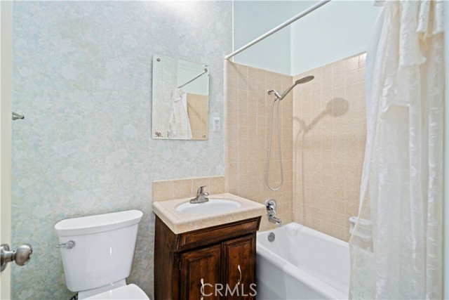 Detail Gallery Image 30 of 63 For 5542 Columbia Way, Lancaster,  CA 93536 - 4 Beds | 2/1 Baths