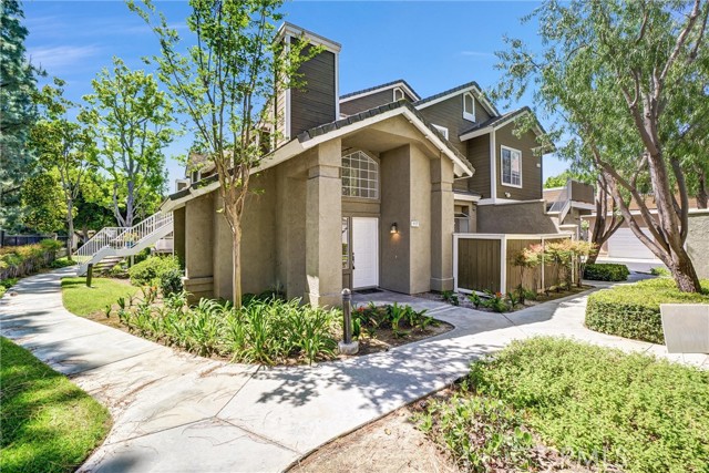 Detail Gallery Image 2 of 50 For 16520 Greystone, La Mirada,  CA 90638 - 3 Beds | 2 Baths