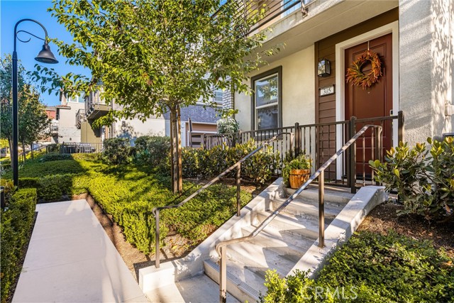 Detail Gallery Image 4 of 43 For 305 Carmona, Lake Forest,  CA 92630 - 3 Beds | 3/1 Baths