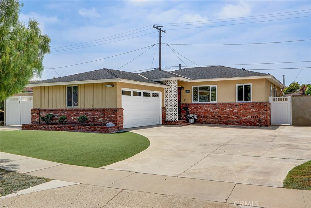 13239 Clyde Park Avenue