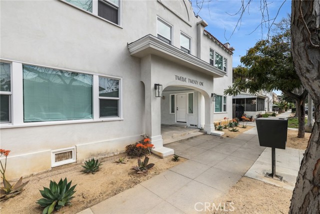 1221 1st Street, Long Beach, California 90802, ,Multi-Family,For Sale,1st,PW24227234