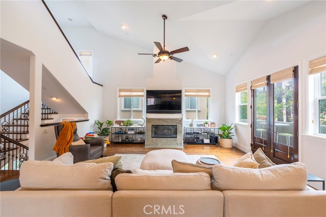 2224 Gates Avenue, Redondo Beach, California 90278, 4 Bedrooms Bedrooms, ,4 BathroomsBathrooms,Residential,For Sale,Gates,PV26076306