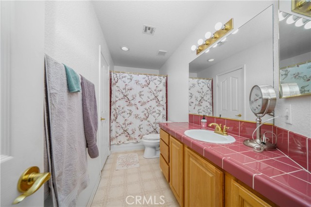 Detail Gallery Image 25 of 34 For 7323 Ojai Dr, Palmdale,  CA 93551 - 4 Beds | 3/1 Baths