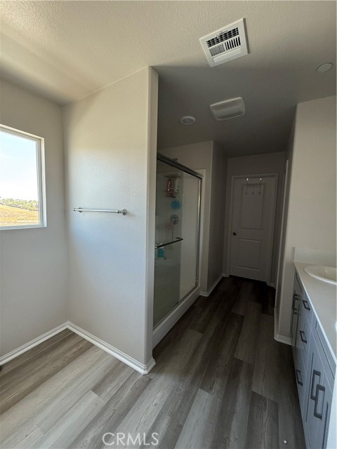 Detail Gallery Image 11 of 21 For 31739 Woodbank Way, Winchester,  CA 92596 - 3 Beds | 2/1 Baths