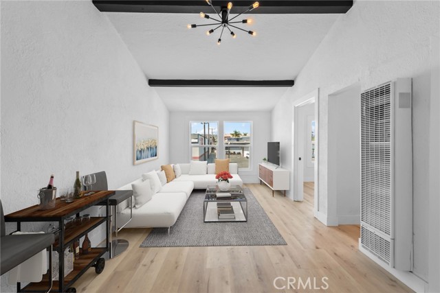 Detail Gallery Image 2 of 13 For 2626 E Anaheim, Long Beach,  CA 90804 - – Beds | – Baths