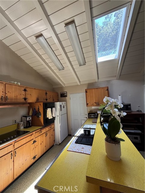 172 Camino Sobrante, Orinda CA: https://media.crmls.org/medias/79876ce3-5e3f-4fd4-9f8d-14f0a5729ce2.jpg