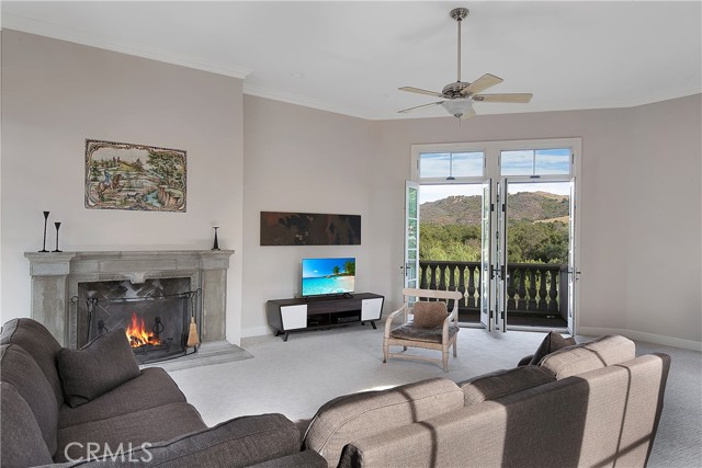 Detail Gallery Image 22 of 37 For 21149 Entrada Rd, Topanga,  CA 90290 - 6 Beds | 3/2 Baths