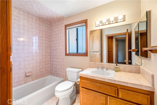 920 W Elberon Avenue, San Pedro CA: https://media.crmls.org/medias/798bafeb-c3d2-44f1-bdfe-03dad60a948d.jpg