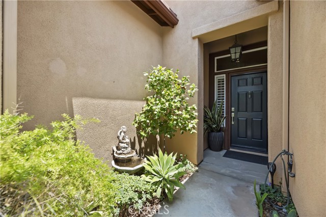 Detail Gallery Image 8 of 33 For 24024 Augusta Dr, Corona,  CA 92883 - 2 Beds | 2 Baths
