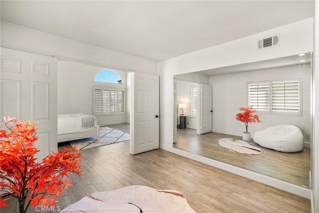 798c467b 3815 4bd4 9943 C4ee8f231dd1