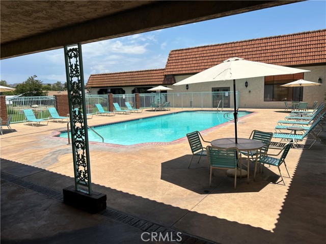 Detail Gallery Image 26 of 34 For 2851 Rolling Hills Dr #1,  Fullerton,  CA 92835 - 3 Beds | 2 Baths