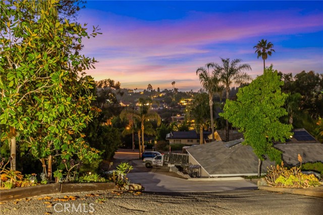 1670 Alta Vista, Vista CA: https://media.crmls.org/medias/798cfbac-15d0-4123-a044-2a1786009b6b.jpg