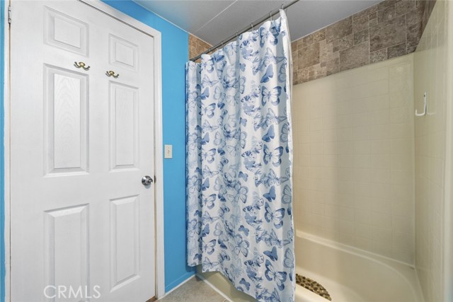2017 Windharp Drive, Rosamond CA: https://media.crmls.org/medias/798d777b-65d5-4071-b943-59abeab4b71e.jpg