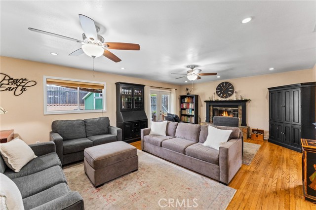 511 Mariposa Street, La Habra CA: https://media.crmls.org/medias/798dce4c-b941-4a0c-855b-f268c354fe37.jpg