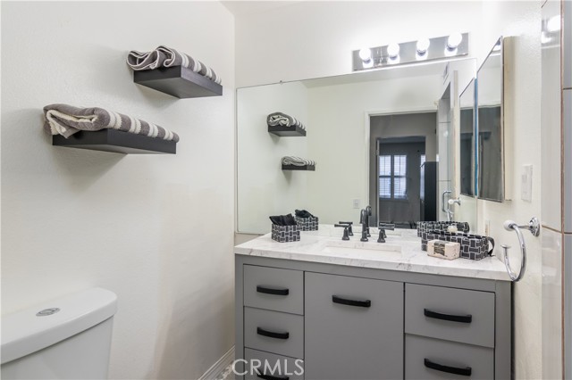 Detail Gallery Image 17 of 20 For 18209 Sierra Hwy #35,  Canyon Country,  CA 91351 - 2 Beds | 2 Baths