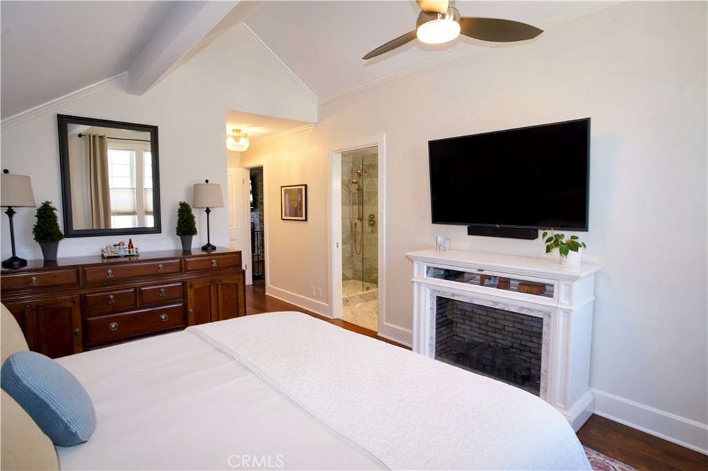 MLS #OC25164234 img 47