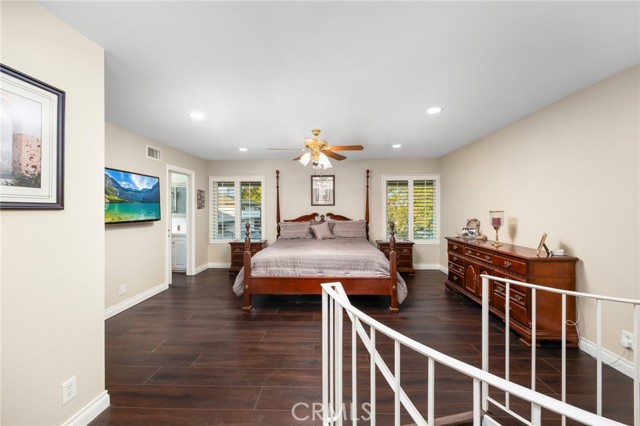 1481 Kensington Drive, Fullerton CA: https://media.crmls.org/medias/798f044f-5a98-4a17-b56a-f8a5c04f4ac8.jpg