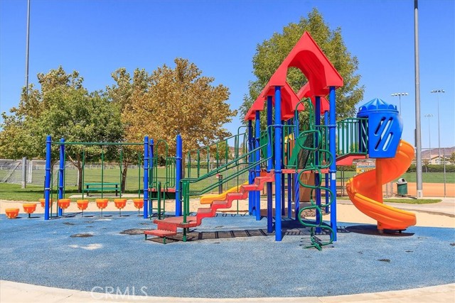 Image 40 of 43 For 31578 Waterfall Way