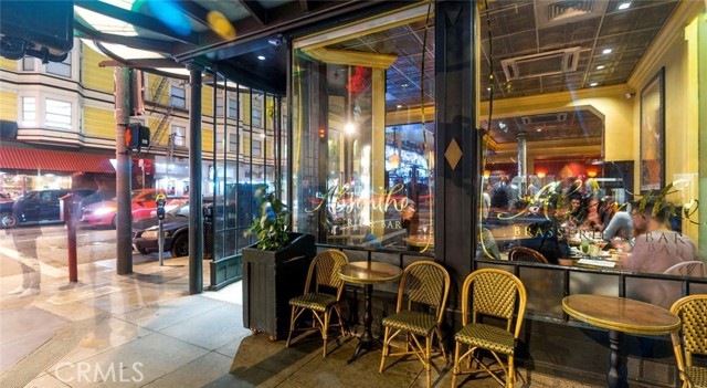 100 Van Ness Avenue, San Francisco CA: https://media.crmls.org/medias/79905a24-887a-4920-b886-dd3217a14111.jpg