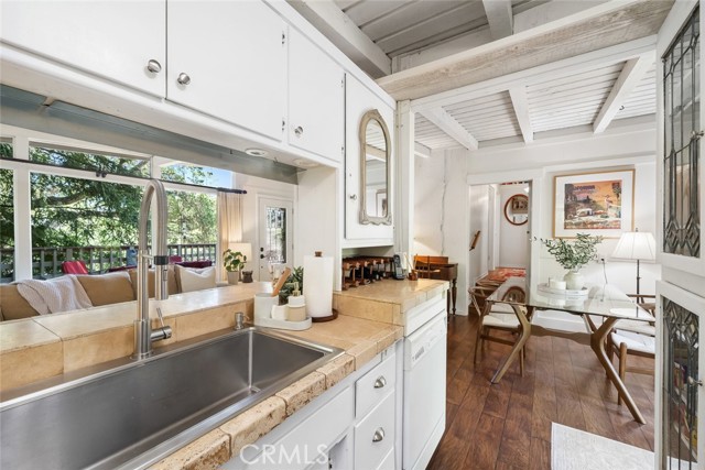 Detail Gallery Image 18 of 38 For 1359 Berwick Dr, Cambria,  CA 93428 - 2 Beds | 1 Baths