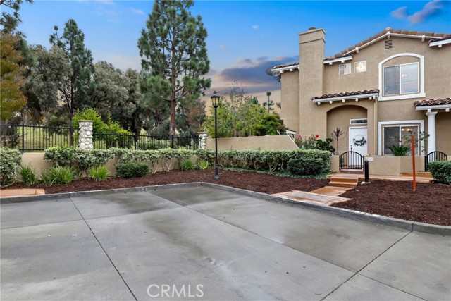 Detail Gallery Image 1 of 1 For 11549 Treeview Ct, Moorpark,  CA 93021 - 3 Beds | 2/1 Baths