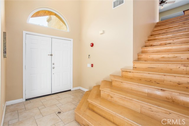 Detail Gallery Image 6 of 54 For 3061 Canyon Vista Dr, Colton,  CA 92324 - 4 Beds | 2/1 Baths