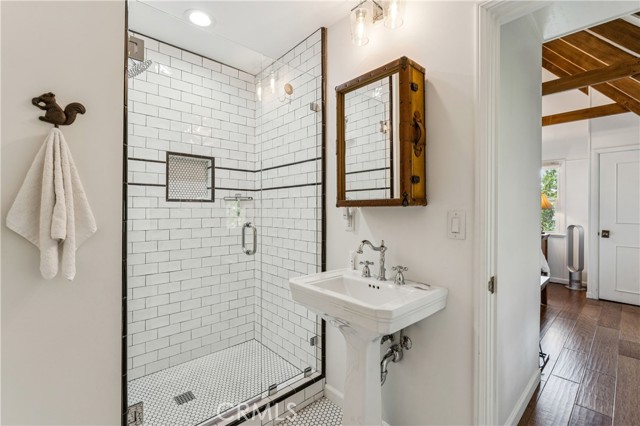 Detail Gallery Image 34 of 64 For 28898 Palisades, Lake Arrowhead,  CA 92352 - 4 Beds | 3 Baths