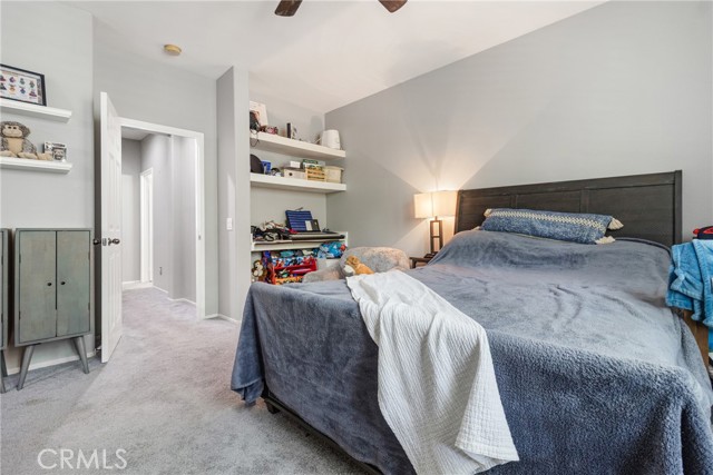 24120 Victoria Ln, Valencia CA: https://media.crmls.org/medias/79922168-ee8a-45c7-bc25-03435adf9f27.jpg