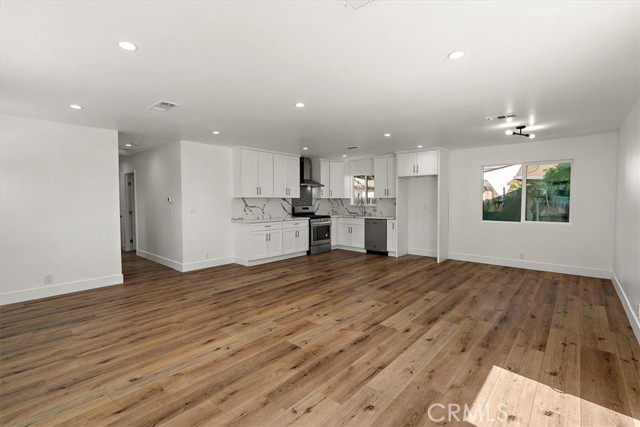 Detail Gallery Image 25 of 39 For 12867 Norris Ave, Sylmar,  CA 91342 - – Beds | – Baths