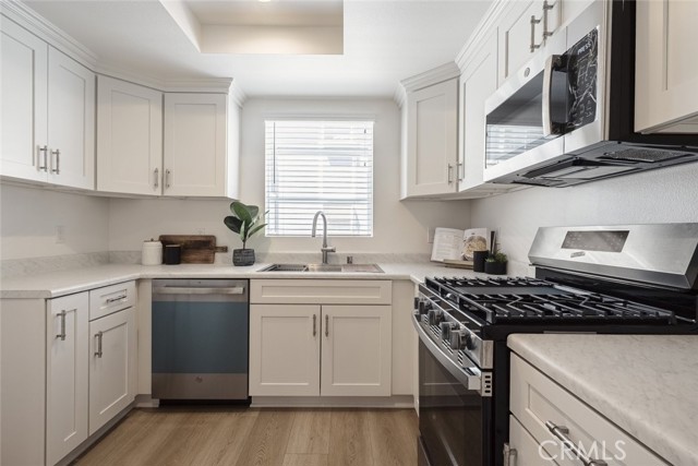 Detail Gallery Image 8 of 34 For 26941 Rainbow Glen Dr #751,  Santa Clarita,  CA 91351 - 2 Beds | 2 Baths