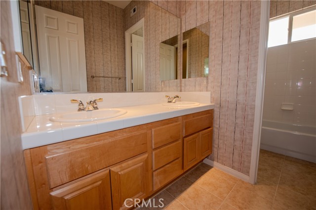 Detail Gallery Image 39 of 48 For 33 Calle La Reina, Rancho Mirage,  CA 92270 - 4 Beds | 3/1 Baths