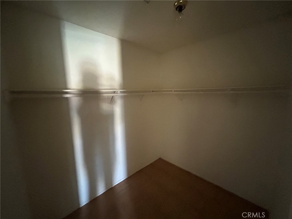 https://media.crmls.org/medias/799354be-0b53-4e87-955f-e282e0f57935.jpg?preset=X-Large